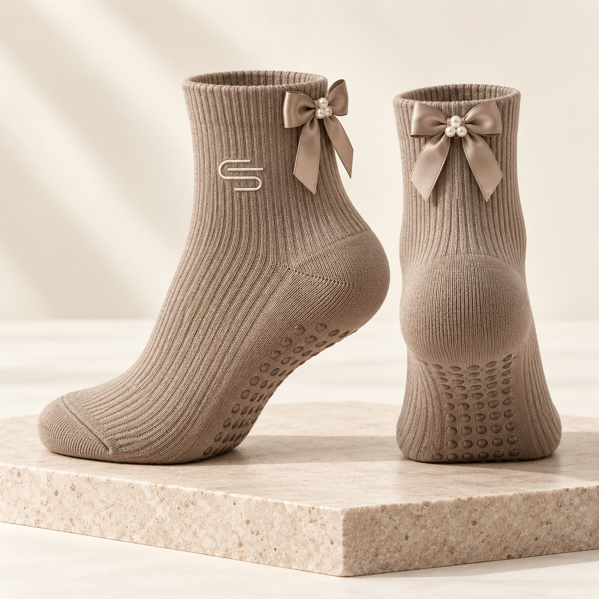 The Keepsake Grip Sock — Taupe